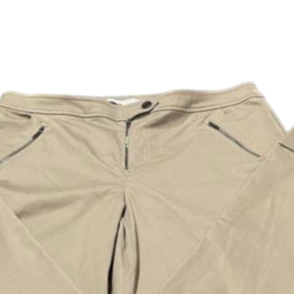 Guess ~ Wide Leg Flared Capri Gaucho Pants with Zippered Front Pockets  size 10 - Picture 13 of 14